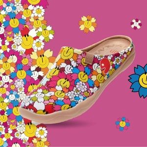 NWT UIN Women’s Comfortable Slipper/Smiley Hanna 2/US9